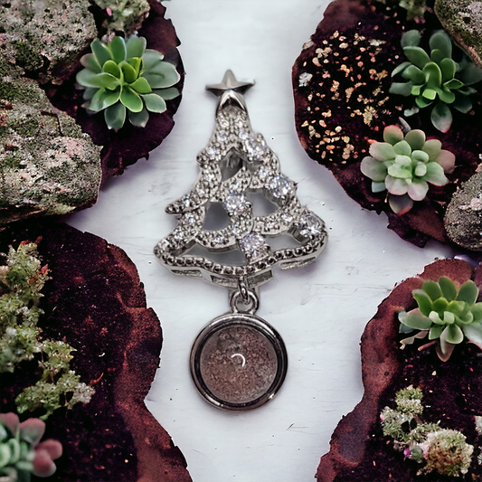 Garden Quartz Christmas Tree Broch