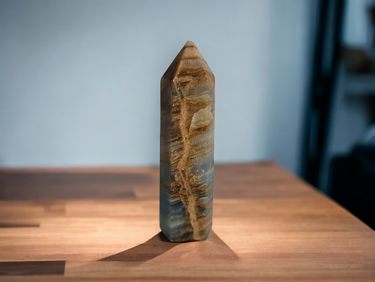 Blue Onyx Tower (Broken Tip)